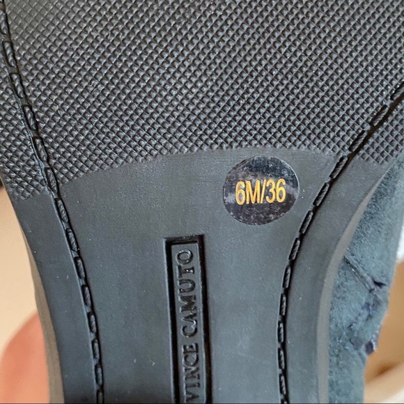 Vince Camuto Trapeez Leather Ankle Boots Womens size 6 Gray Buckle Detail - Picture 8 of 9